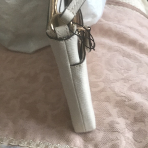 Coach cream mini bag with detachable pouch used - Picture 5 of 13